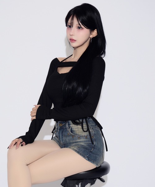 tinkerend(ティンカーエンド)の「Side Gathered Cut Off Tops / サイドギャザーカットオフトップス カップ付き(Tシャツ/カットソー・レディース・ブラック・FREE)」の10枚目の写真