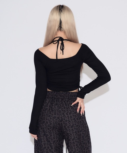 tinkerend(ティンカーエンド)の「Side Gathered Cut Off Tops / サイドギャザーカットオフトップス カップ付き(Tシャツ/カットソー・レディース・ブラック・FREE)」の16枚目の写真