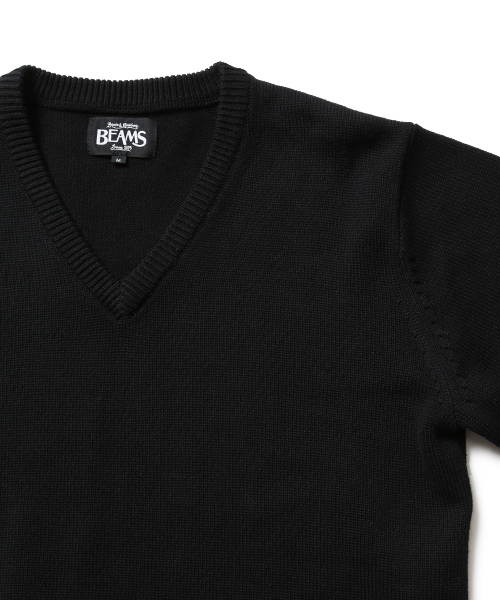 BEAMS（ビームス）の「＜WEB限定＞BEAMS / NEW STANDARD ミリタリーVネックセーター（ニット/セーター・メンズ・オフホワイト/チャコールグレー/ブラック・X-LARGE/LARGE/SMALL/MEDIUM）」の5枚目の写真