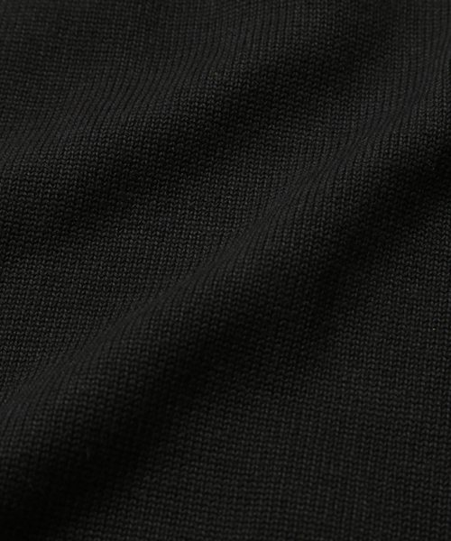 BEAMS（ビームス）の「＜WEB限定＞BEAMS / NEW STANDARD ミリタリーVネックセーター（ニット/セーター・メンズ・オフホワイト/チャコールグレー/ブラック・X-LARGE/LARGE/SMALL/MEDIUM）」の7枚目の写真