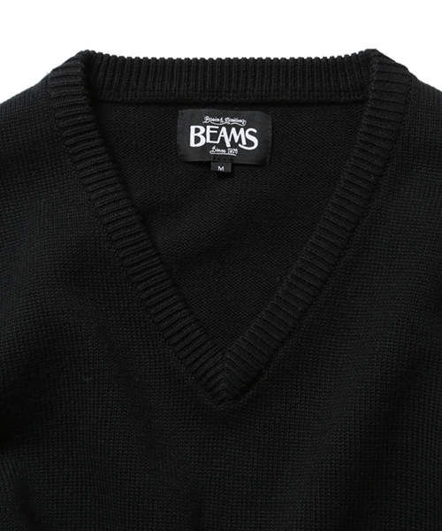 BEAMS（ビームス）の「＜WEB限定＞BEAMS / NEW STANDARD ミリタリーVネックセーター（ニット/セーター・メンズ・オフホワイト/チャコールグレー/ブラック・X-LARGE/LARGE/SMALL/MEDIUM）」の9枚目の写真