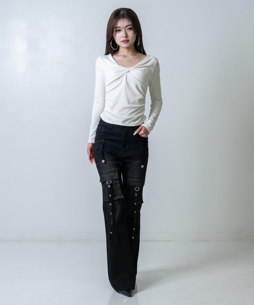 ANAP（アナップ）の「フロントツイスト ぴたっと ロングスリーブ Tシャツ（Tシャツ/カットソー・レディース・ホワイト/グレー/ブラック・F）」の7枚目の写真