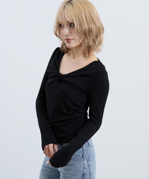 ANAP（アナップ）の「フロントツイスト ぴたっと ロングスリーブ Tシャツ（Tシャツ/カットソー・レディース・ホワイト/グレー/ブラック・F）」の8枚目の写真