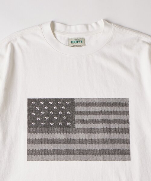 WHO'S WHO gallery（フーズフーギャラリー）の「【UNISEX】KOOKY'N スタースタッズフラッググラフィックTEE（Tシャツ/カットソー・レディース・チャコールグレー/ピンク/ホワイト・SMALL/MEDIUM）」の8枚目の写真