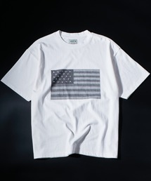 【UNISEX】【KOOKY'N】スタースタッズフラッググラフィックTEE