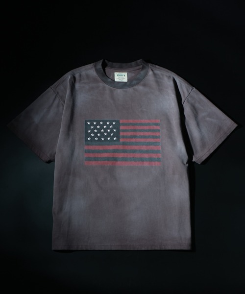 WHO'S WHO gallery(フーズフーギャラリー)の「【UNISEX】【KOOKY'N】スタースタッズフラッググラフィックTEE(Tシャツ/カットソー・レディース・チャコールグレー/ピンク/ホワイト・SMALL/MEDIUM)」の10枚目の写真