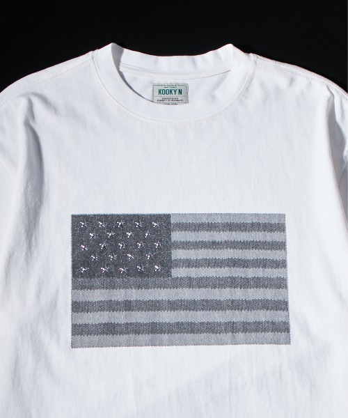 WHO'S WHO gallery(フーズフーギャラリー)の「【UNISEX】【KOOKY'N】スタースタッズフラッググラフィックTEE(Tシャツ/カットソー・レディース・チャコールグレー/ピンク/ホワイト・SMALL/MEDIUM)」の5枚目の写真