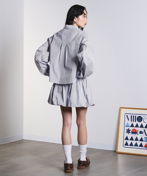 ROSE BUD(ローズバッド)の「ASSORTED BALLOON SKIRT(スカート・レディース・ネイビー/ブルー・ONE SIZE)」の4枚目の写真