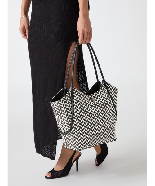 バッグ | GUESS(ゲス) JAPAN 公式オンラインストア | GUESS JAPAN