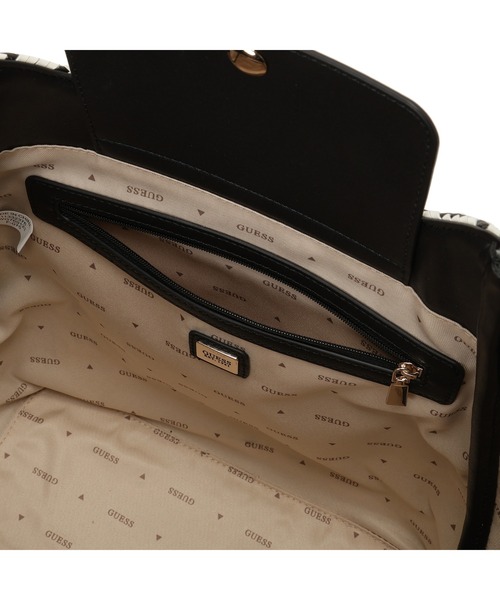 Guess（ゲス）の「TESSI 2 In 1 Tote トートバッグ（トートバッグ・レディース・ブラウン/ブラック系その他・ONE SIZE）」の13枚目の写真