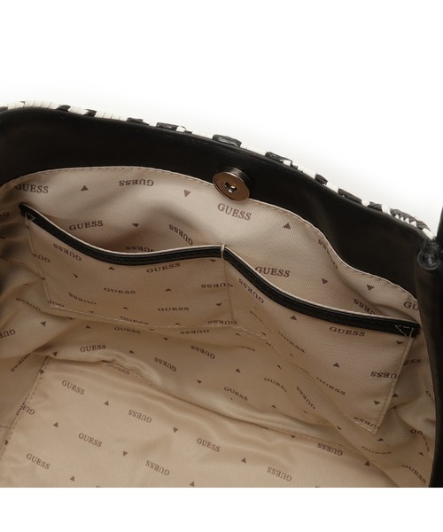 Guess（ゲス）の「TESSI 2 In 1 Tote トートバッグ（トートバッグ・レディース・ブラウン/ブラック系その他・ONE SIZE）」の14枚目の写真