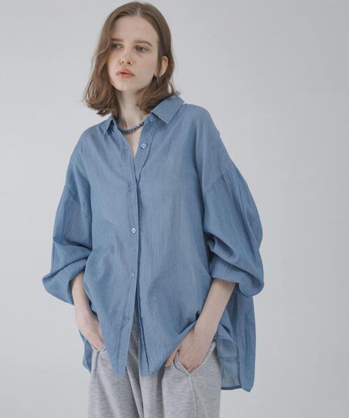 URBAN RESEARCH Sonny Label(アーバンリサーチサニーレーベル)の「シアーデニムシャツ(シャツ/ブラウス・レディース・ライトインディゴブルー/ワンウォッシュ・FREE)」の5枚目の写真