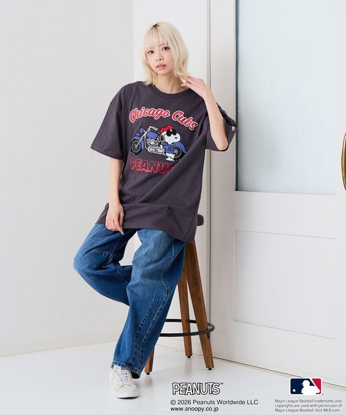 PEANUTS(ピーナッツ)の「【PEANUTS×MLB】【レジャー・フェスに】MLB×スヌーピー 刺繍Tシャツ 厚手コットン100% 透けない・丈夫 ストリートスタイル(Tシャツ/カットソー・メンズ・ブルー系その他2/ベージュ系その他/ホワイト系その他3/ホワイト系その他/ホワイト系その他2/ブラック系その他/ブラック系その他3・MEDIUM/LARGE/X-LARGE)」の13枚目の写真