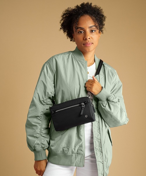 pacsafe(パックセーフ)の「pacsafe/パックセーフ W 3-in-1 Sling/スリング(ショルダーバッグ・レディース・ブラック・FREE)」の15枚目の写真