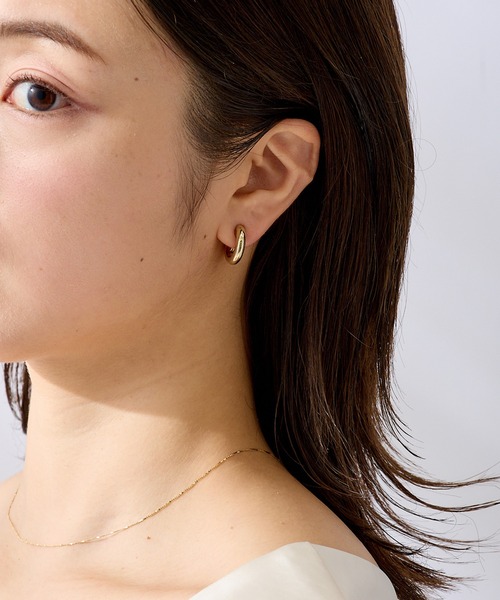 CALIN STANDARD(カリンスタンダード)の「◆金属アレルギー対応◆◆made in japan◆【痛くない】【落ちにくい】【ストレスフリーな着け心地】ワイドラウンド グランループフィットイヤリング(イヤリング・レディース・シルバー/ゴールド・FREE)」の9枚目の写真