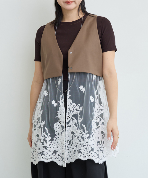 IENA LA BOUCLE(イエナラブークル)の「IENA LA BOUCLE チュールレースノースリーブベスト(ベスト・レディース・ベージュ系その他/グレー・FREE)」の2枚目の写真