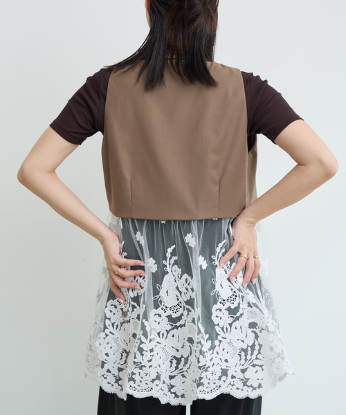 IENA LA BOUCLE(イエナラブークル)の「IENA LA BOUCLE チュールレースノースリーブベスト(ベスト・レディース・ベージュ系その他/グレー・FREE)」の17枚目の写真