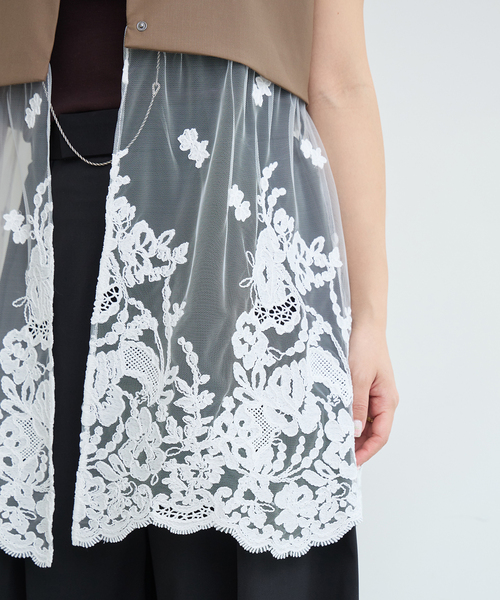 IENA LA BOUCLE(イエナラブークル)の「IENA LA BOUCLE チュールレースノースリーブベスト(ベスト・レディース・ベージュ系その他/グレー・FREE)」の21枚目の写真