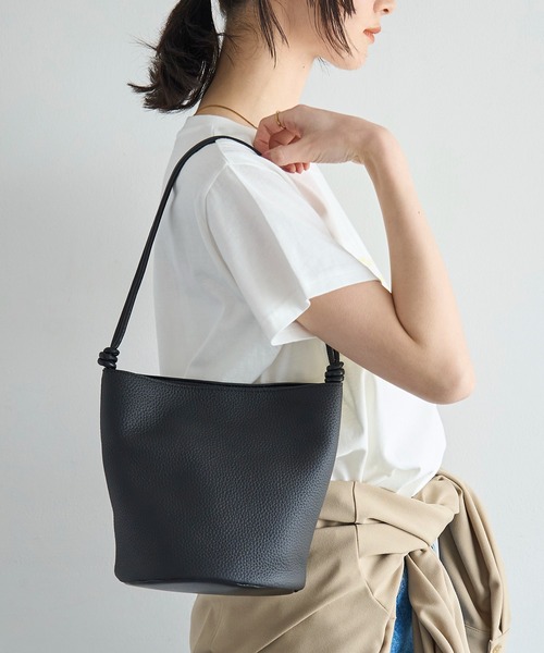 model：H166　着用サイズ：F