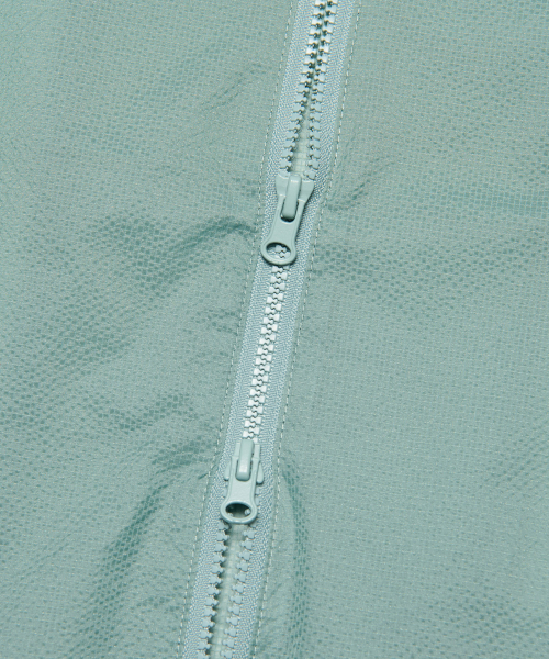 NOMANUAL(NOMANUAL)の「DUNE LIGHT NYLON JACKET - MARINA(ナイロンジャケット・レディース・その他・MEDIUM/LARGE/SMALL)」の7枚目の写真