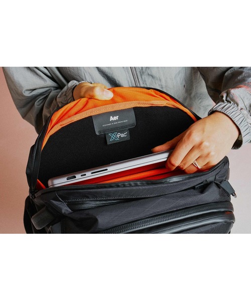 Aer(エアー)の「AER Travel Pack 4 28L X-Pac / AER-29070(バックパック/リュック・メンズ・ブラック・FREE)」の20枚目の写真