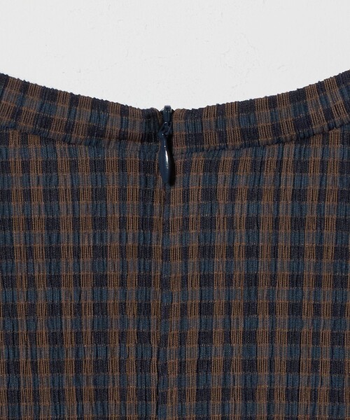 BEAUTY&YOUTH UNITED ARROWS（ビューティーアンドユースユナイテッドアローズ）の「サイドホール ショートスリーブ ワンピース（ワンピース・レディース・ブラック/ブラウン系・M/S）」の8枚目の写真