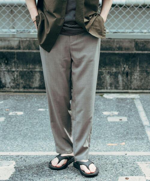 ITEMS URBANRESEARCH(アイテムズ アーバンリサーチ)の「『接触冷感/吸水速乾/イージーケア/UVカット』クイックドライリネンタッチイージーパンツ(その他パンツ・メンズ・ベージュ/チャコールグレー/ブラック/オリーブ・MEDIUM/LARGE)」の3枚目の写真