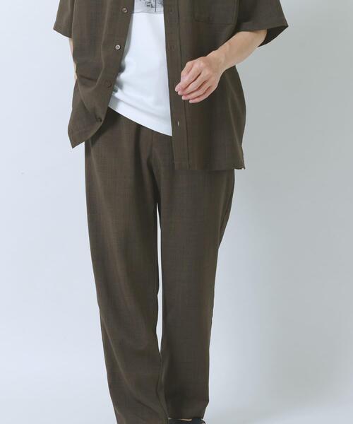 ITEMS URBANRESEARCH(アイテムズ アーバンリサーチ)の「『接触冷感/吸水速乾/イージーケア/UVカット』クイックドライリネンタッチイージーパンツ(その他パンツ・メンズ・ベージュ/チャコールグレー/ブラック/オリーブ・MEDIUM/LARGE)」の12枚目の写真