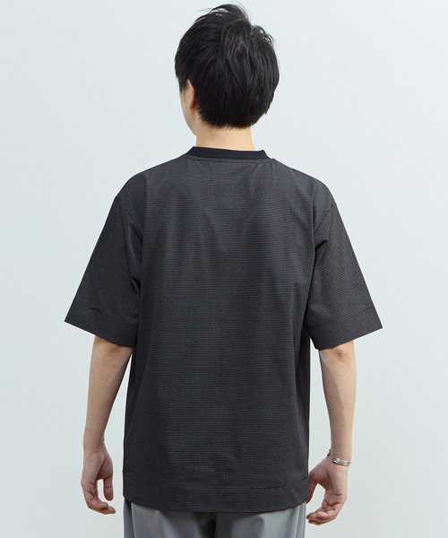 MEN'S MELROSE(メンズメルローズ)の「マイクロボーダークルーネックTシャツ | 吸水速乾 / 軽量 / UVカット(Tシャツ/カットソー・メンズ・ブラック/ホワイト/ブラウン・3/2/4)」の6枚目の写真