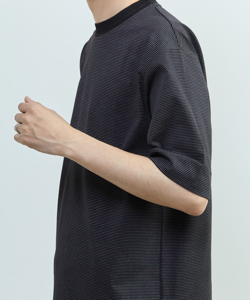 MEN'S MELROSE(メンズメルローズ)の「マイクロボーダークルーネックTシャツ | 吸水速乾 / 軽量 / UVカット(Tシャツ/カットソー・メンズ・ブラック/ホワイト/ブラウン・3/2/4)」の9枚目の写真
