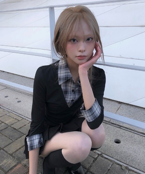 anyonemore(エニワンモア)の「チェックシャツ風7分袖バックリボンスリムTシャツ(シャツ/ブラウス・レディース・ブラック・FREE)」の20枚目の写真