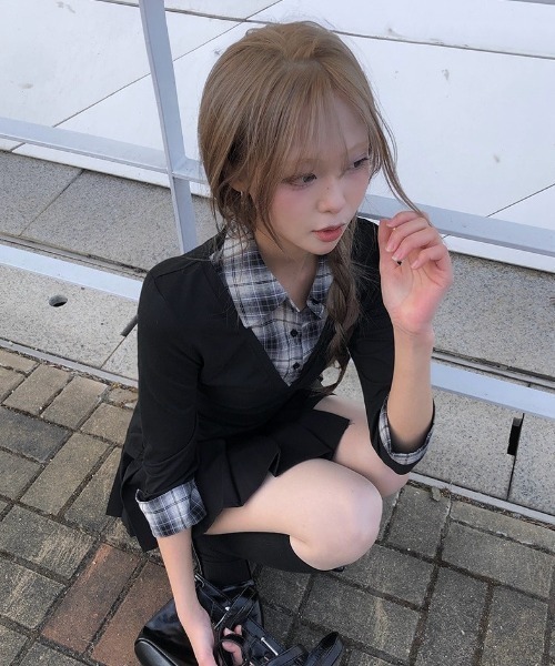 anyonemore(エニワンモア)の「チェックシャツ風7分袖バックリボンスリムTシャツ(シャツ/ブラウス・レディース・ブラック・FREE)」の21枚目の写真