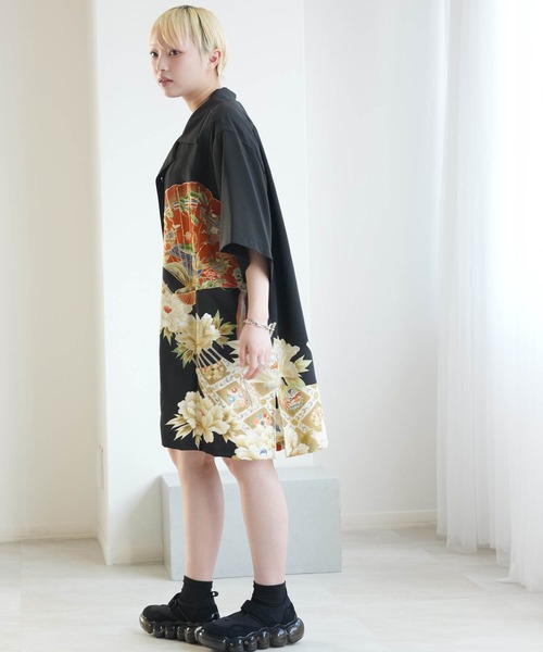 utatane(ウタタネ)の「着物リメイク maison utatane シャツ/ブラウス 扇影の華(シャツ/ブラウス・レディース・ブラック・FREE)」の5枚目の写真