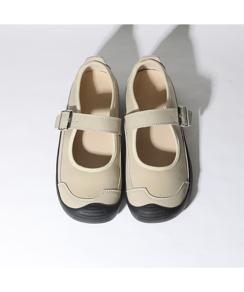 APTO(アプト)の「オリー スニーカー AHNK001(スニーカー・レディース・ブラック/Cream・23cm/23.5cm/24cm/24.5cm/25cm)」の2枚目の写真