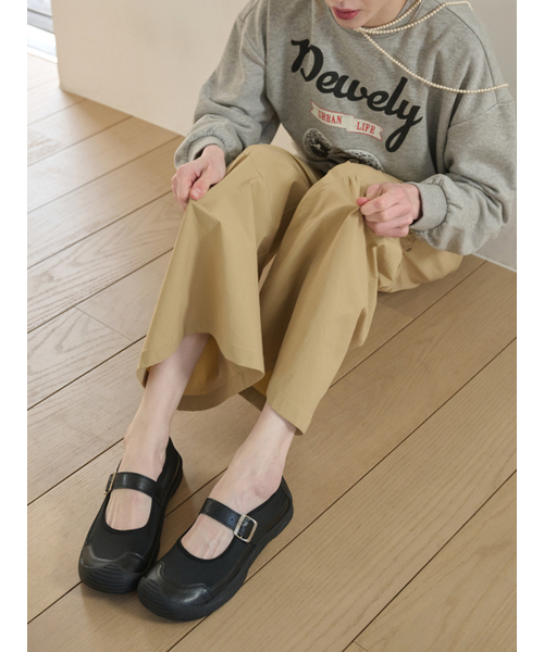 APTO(アプト)の「オリー スニーカー AHNK001(スニーカー・レディース・ブラック/Cream・23cm/23.5cm/24cm/24.5cm/25cm)」の3枚目の写真