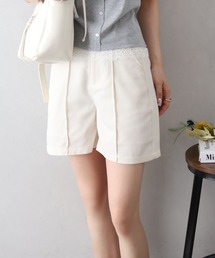 タック入ショートパンツ