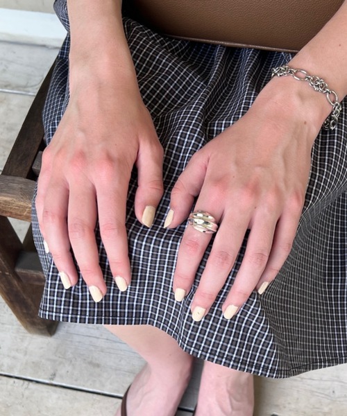 GIUNON(ジウノン)の「twist bold ring / ツイストボールドリング(リング・レディース・シルバー・FREE)」の11枚目の写真