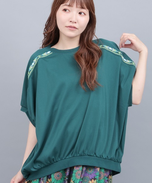 チチカカ（チチカカ）の「汗染み防止ドルマン刺繍プルオーバー（Tシャツ/カットソー・レディース・アイボリー/ブラック/グリーン・FREE）」の3枚目の写真