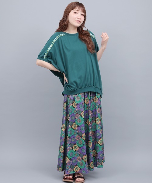 チチカカ（チチカカ）の「汗染み防止ドルマン刺繍プルオーバー（Tシャツ/カットソー・レディース・アイボリー/ブラック/グリーン・FREE）」の6枚目の写真