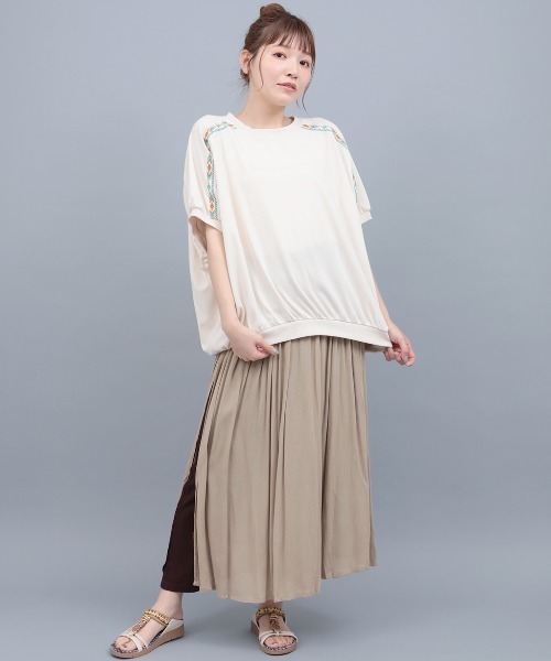 チチカカ（チチカカ）の「汗染み防止ドルマン刺繍プルオーバー（Tシャツ/カットソー・レディース・アイボリー/ブラック/グリーン・FREE）」の5枚目の写真