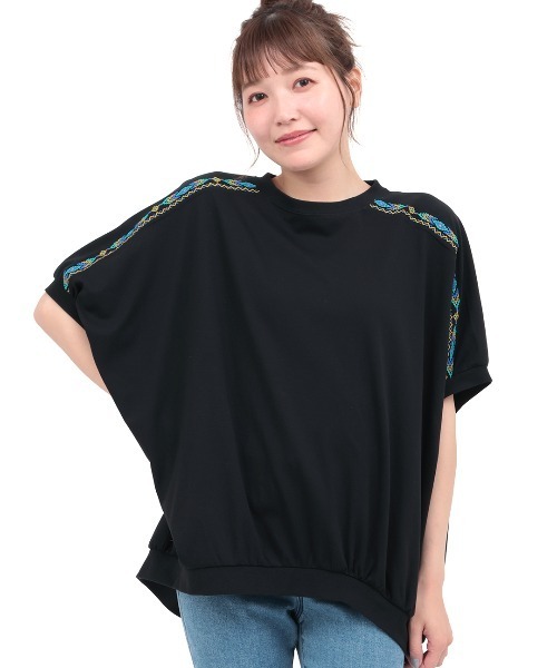 チチカカ（チチカカ）の「汗染み防止ドルマン刺繍プルオーバー（Tシャツ/カットソー・レディース・アイボリー/ブラック/グリーン・FREE）」の7枚目の写真