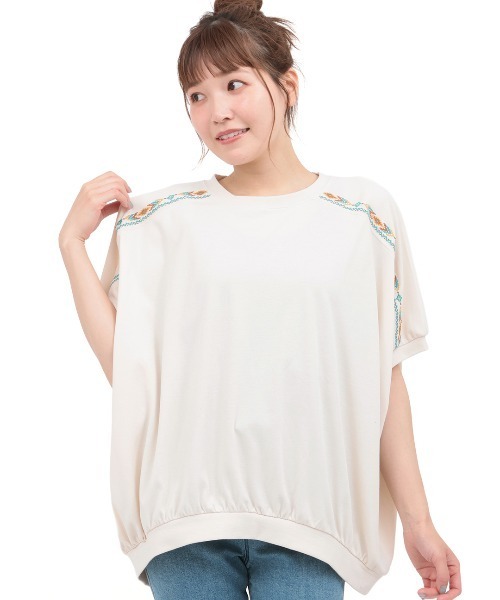 チチカカ（チチカカ）の「汗染み防止ドルマン刺繍プルオーバー（Tシャツ/カットソー・レディース・アイボリー/ブラック/グリーン・FREE）」の8枚目の写真