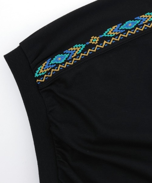 チチカカ（チチカカ）の「汗染み防止ドルマン刺繍プルオーバー（Tシャツ/カットソー・レディース・アイボリー/ブラック/グリーン・FREE）」の14枚目の写真
