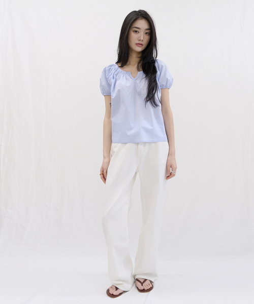 JULIAPEPE(ジュリアペペ)の「Amy Shirring Puff Blouse (Baby blue)(シャツ/ブラウス・レディース・その他・FREE)」の3枚目の写真