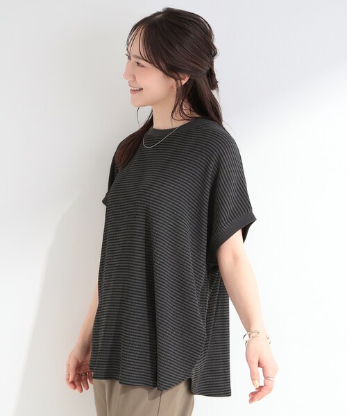 SHOO・LA・RUE（シューラルー）の「【洗濯機可/体型カバー】ゆるさら快適 柄アソートしぼしぼドルマンTシャツ（Tシャツ/カットソー・レディース・チャコール/ホワイト系5/ホワイト/ライトブルー/ブラウン系その他/ブラック・00）」の16枚目の写真
