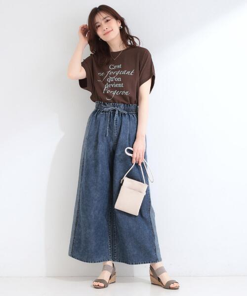 SHOO・LA・RUE（シューラルー）の「【洗濯機可/体型カバー】ゆるさら快適 柄アソートしぼしぼドルマンTシャツ（Tシャツ/カットソー・レディース・チャコール/ホワイト系5/ホワイト/ライトブルー/ブラウン系その他/ブラック・00）」の7枚目の写真