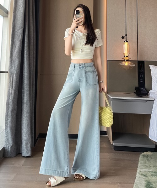 LUCPY(ラクピー)の「デニムワイドパンツ(デニムパンツ・レディース・ブルー/ネイビー・LARGE/MEDIUM/SMALL/X-SMALL)」の3枚目の写真