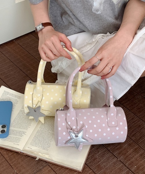 Teem Store(チームストア)の「【スターチャーム付き】【スマホ収納可能】2WAYドット柄ミニショルダーバッグ ハンドバッグ(ショルダーバッグ・レディース・ピンク/サックスブルー/ブラック/イエロー/ホワイト・F)」の18枚目の写真