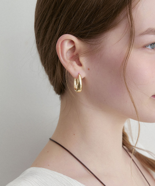 HALDEN(ハルデン)の「oval curve one touch earrings (E067_gold)(ピアス(両耳用)・レディース・その他・FREE)」の1枚目の写真