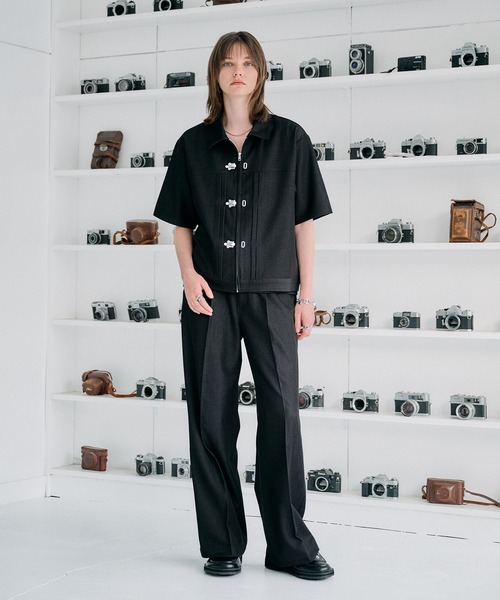 SELLE GLANT（セレグランテ）の「DENIM-LIKE SEMI-WIDE STRAIGHT SLACKS / デニムライクセミワイドストレートスラックス（スラックス・メンズ・ダークブラウン/ブラック/ダークインディゴブルー・SMALL/LARGE/MEDIUM）」の5枚目の写真